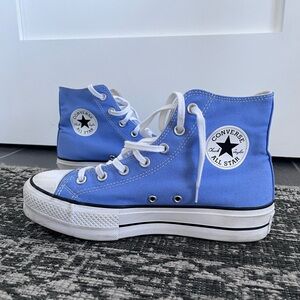 Platform high top Converse women’s size 9.5